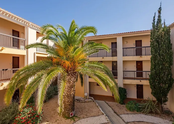 Les Jardins D'ys-10 By Interhome *