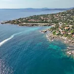 Les Jardins D'ys-10 By Interhome